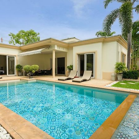 Luxury Pool Villa 3Br 6-8 Persons (Adults Only) パッタヤー エクステリア 写真