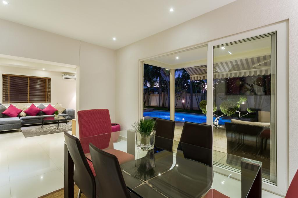 Luxury Pool Villa 3Br 6-8 Persons (Adults Only) パッタヤー エクステリア 写真