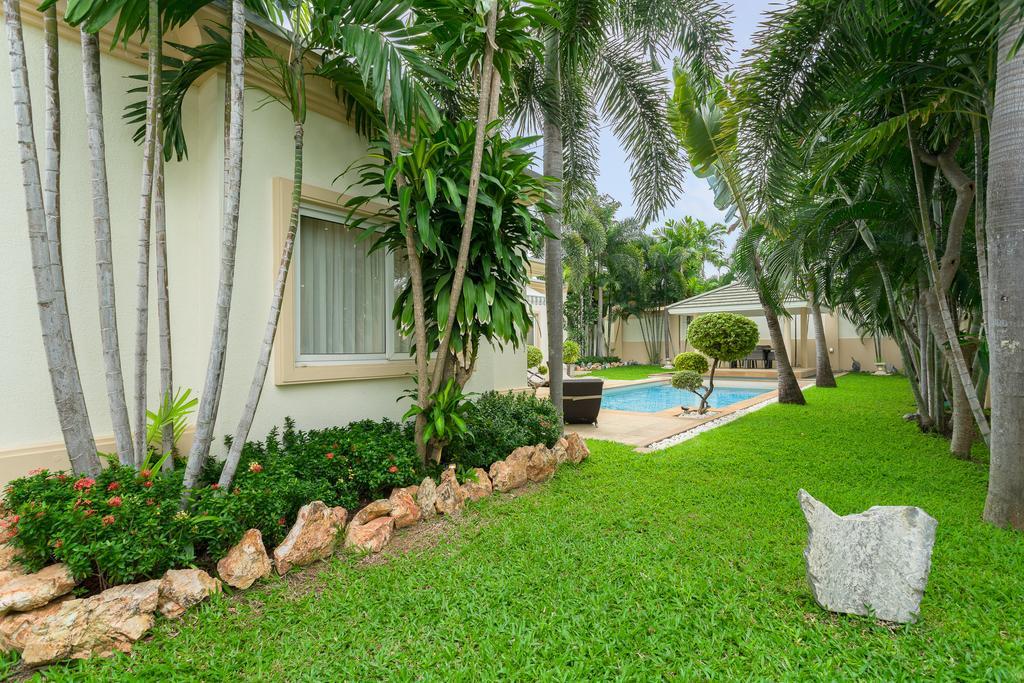 Luxury Pool Villa 3Br 6-8 Persons (Adults Only) パッタヤー エクステリア 写真