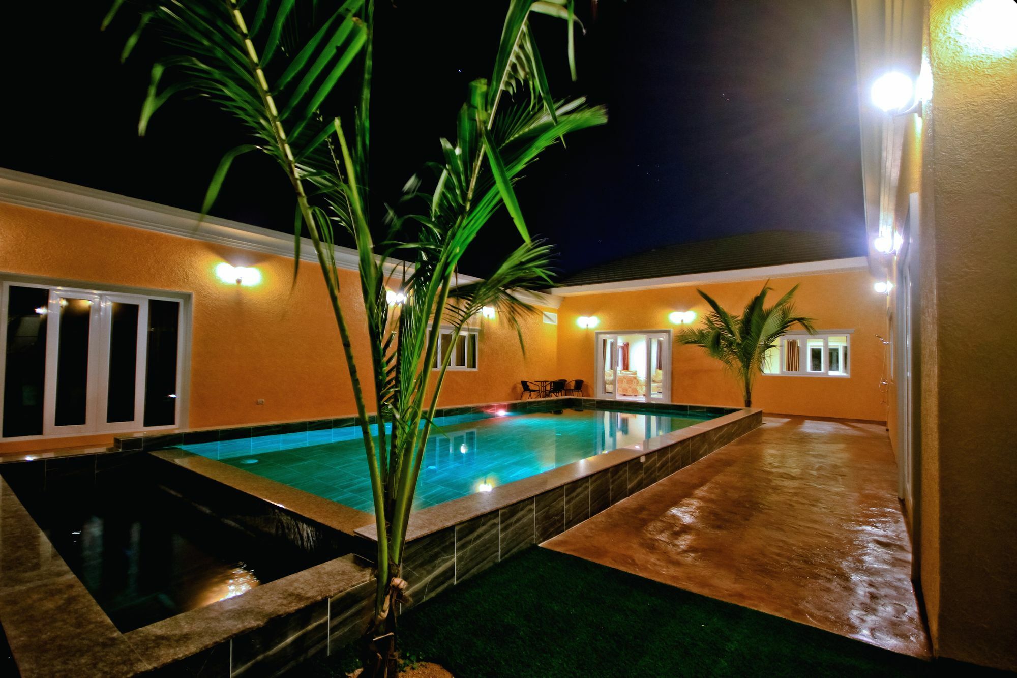 Luxury Pool Villa 3Br 6-8 Persons (Adults Only) パッタヤー エクステリア 写真