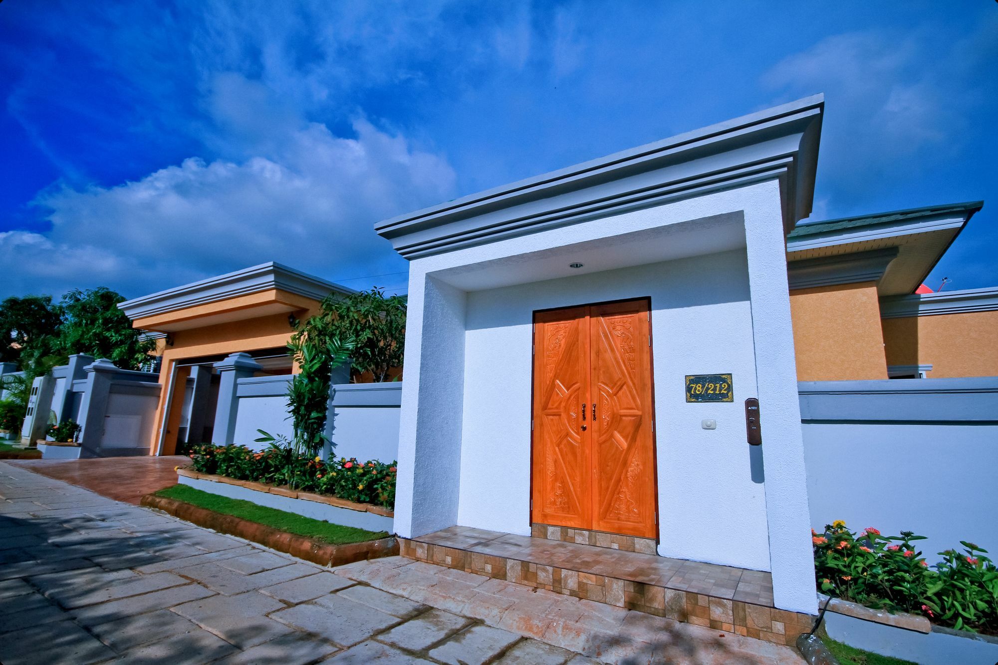 Luxury Pool Villa 3Br 6-8 Persons (Adults Only) パッタヤー エクステリア 写真